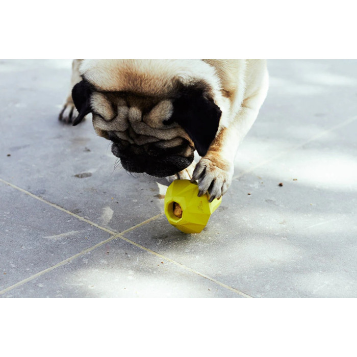 Іграшка з отвором для ласощів Zee.Dog - Super Pear